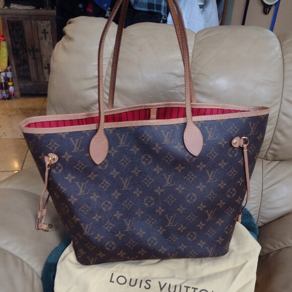 💯% authentic Louis Vuitton Neverfull Monogram Tote Mm rare cerise♥️ - Picture 2 of 15